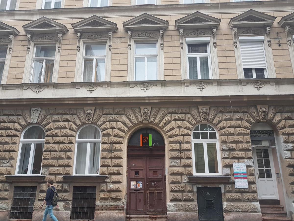 Small Home Budapest Sziv 3 外观 照片